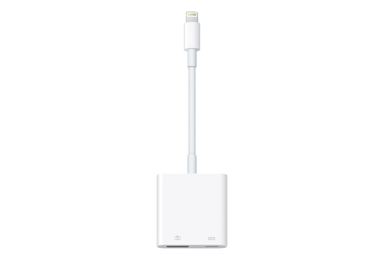 Адаптер apple lightning usb. Apple Digital av адаптер md098. Адаптер Apple md820zm/a MICROUSB-Lightning белый (md820zm/a). Apple Lightning to USB 3 Camera Adapter. Lightning/usb3 Camera Kit (mk0w2zm/a).